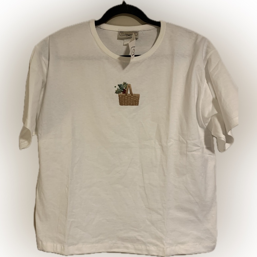 New Longaberger Homestead tshirt with basket detail top size Medium women’s